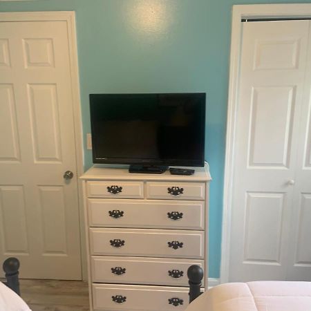 Cheerful Two Bedroom House 1.5 Miles From Beach. Myrtle Beach Exterior foto